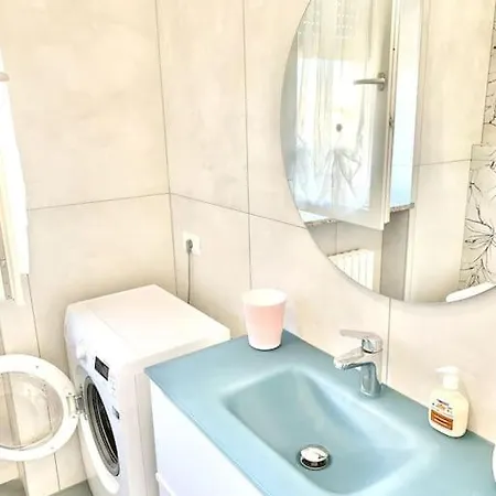 10 Min. Da Sanremo Vista Mare Apartmán *
